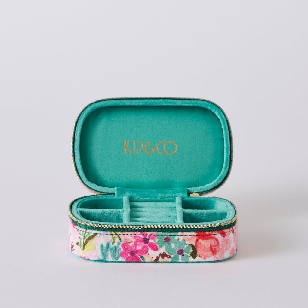 Alfresco travel jewellery box open on a grey background
