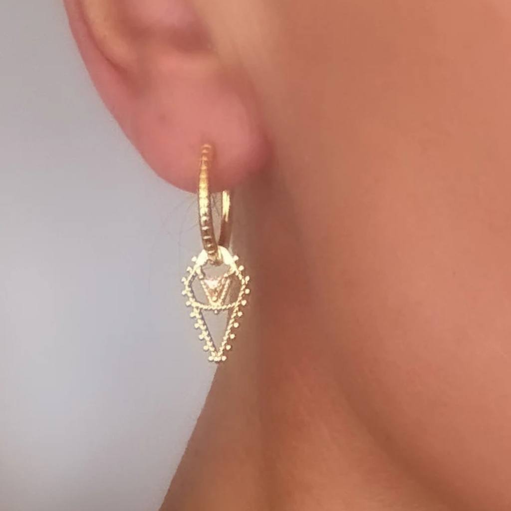 LINDI KINGI | Byzantine Romance - Hearts and lovers