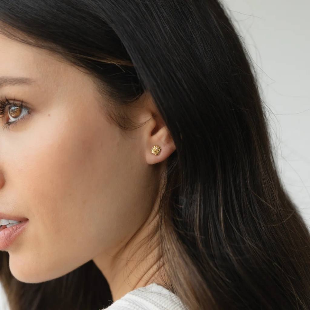 SOPHIE | She Shell Studs - Gold