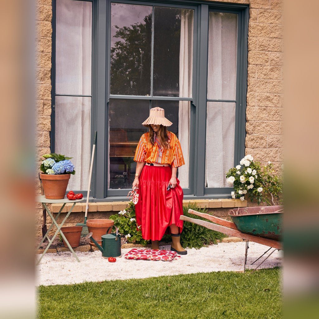 Kip & Co | Pomodori Garden Kneeling Mat - Cove. Beach Essentials