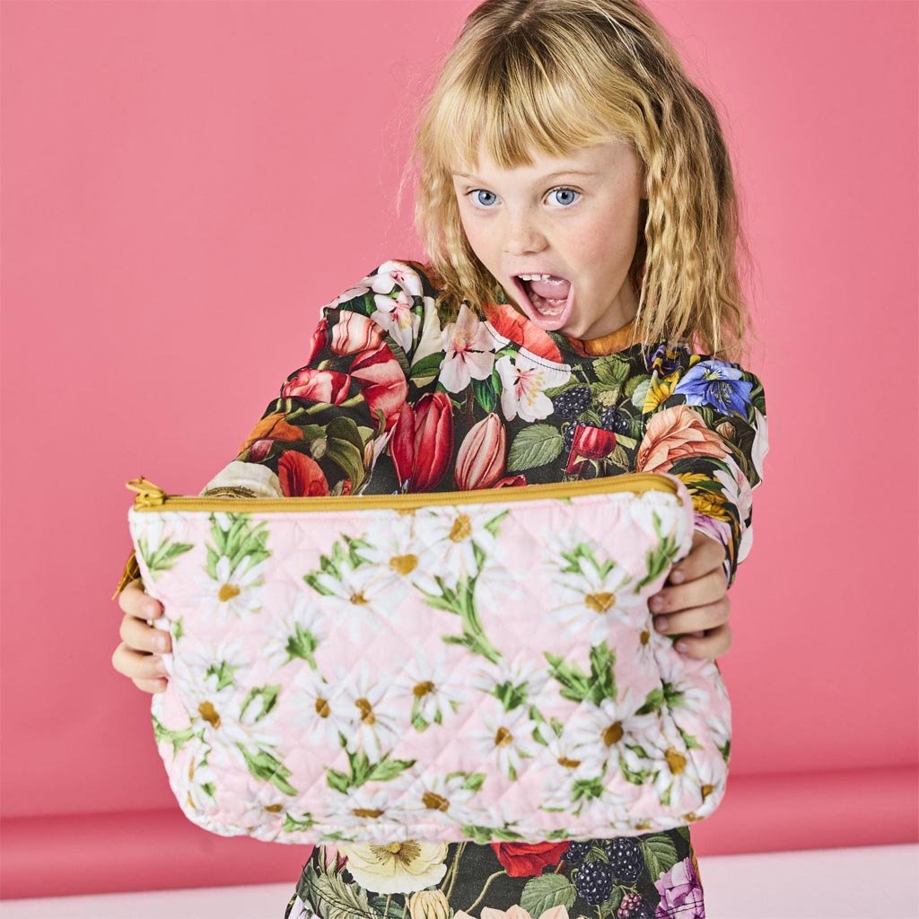 Kip & Co | Sweet Daisy Quilted Toiletry Purse - Cove. Beach Essentials