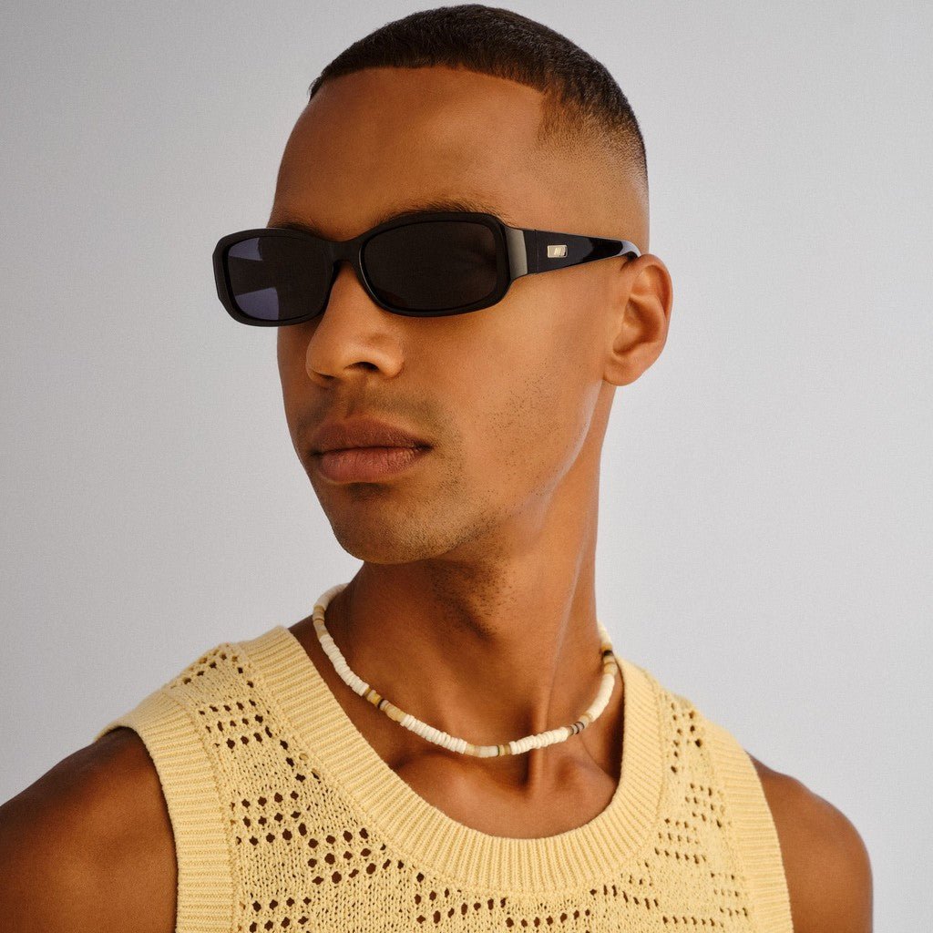 Le Specs | Gigglemug Polarised - Black - Cove. Beach Essentials