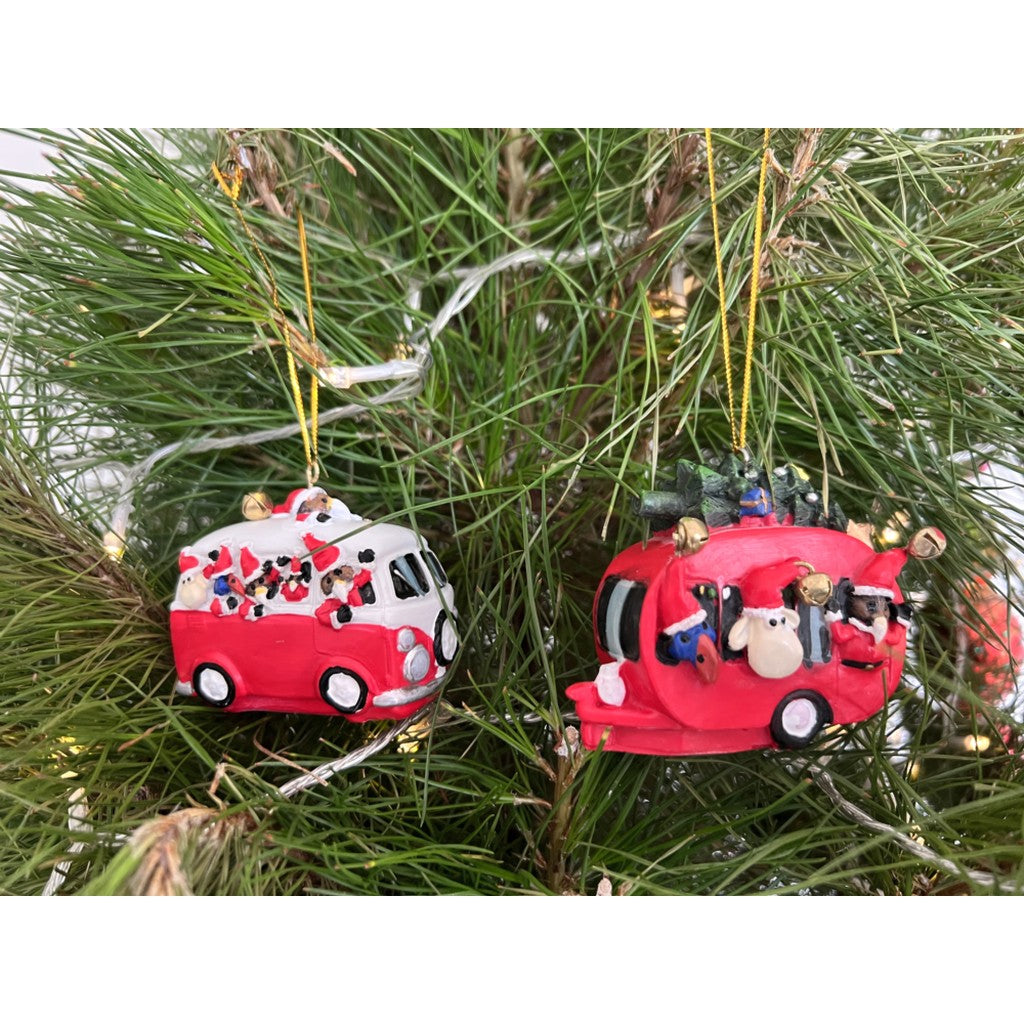 Kombi and caravan Christmas ornaments in pine branches
