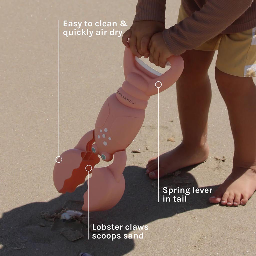SunnyLife | Sand Claws Lobster Coral - Cove. Beach Essentials