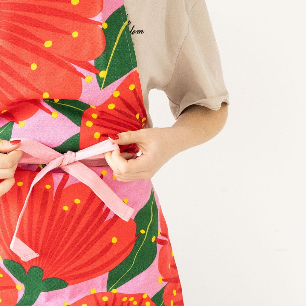 Pohutukawa Apron being tied