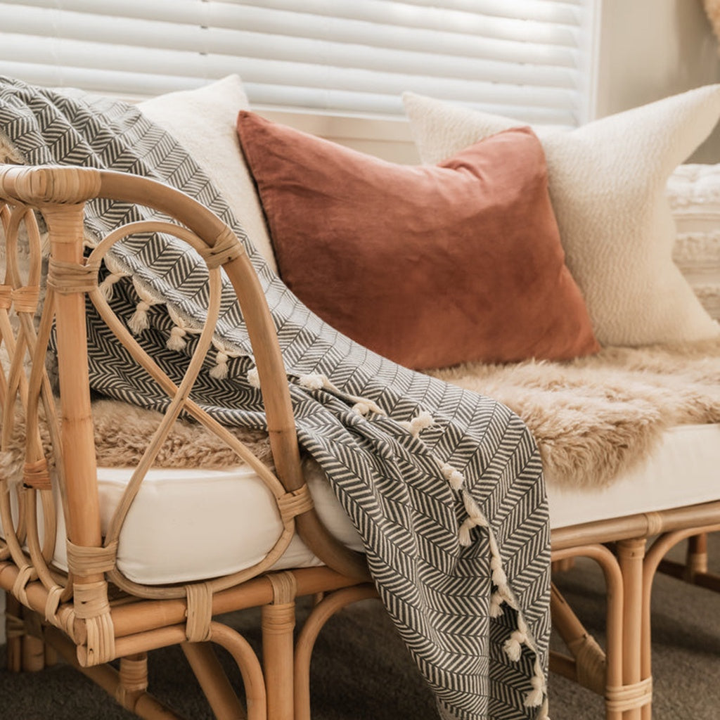 Cala Beach Essentials | Premium Throw Large Size Dark - Grey