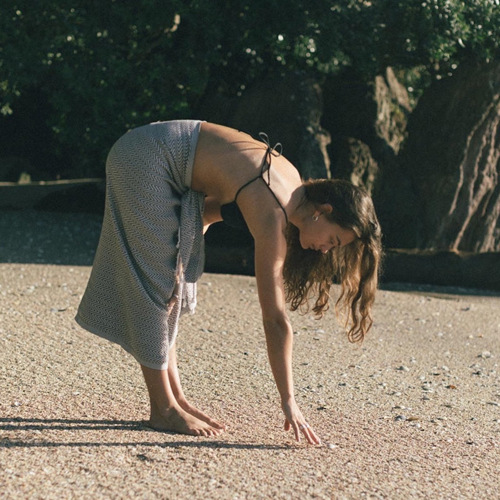 Cala Beach Essentials | Single Size Dark - Grey