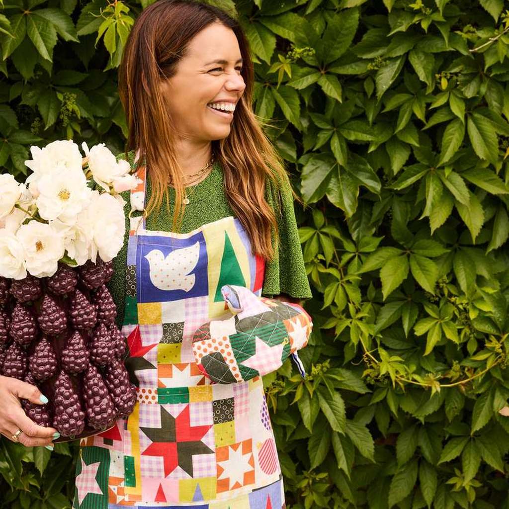 Kip & Co | Christmas Patchwork Oven Mitt
