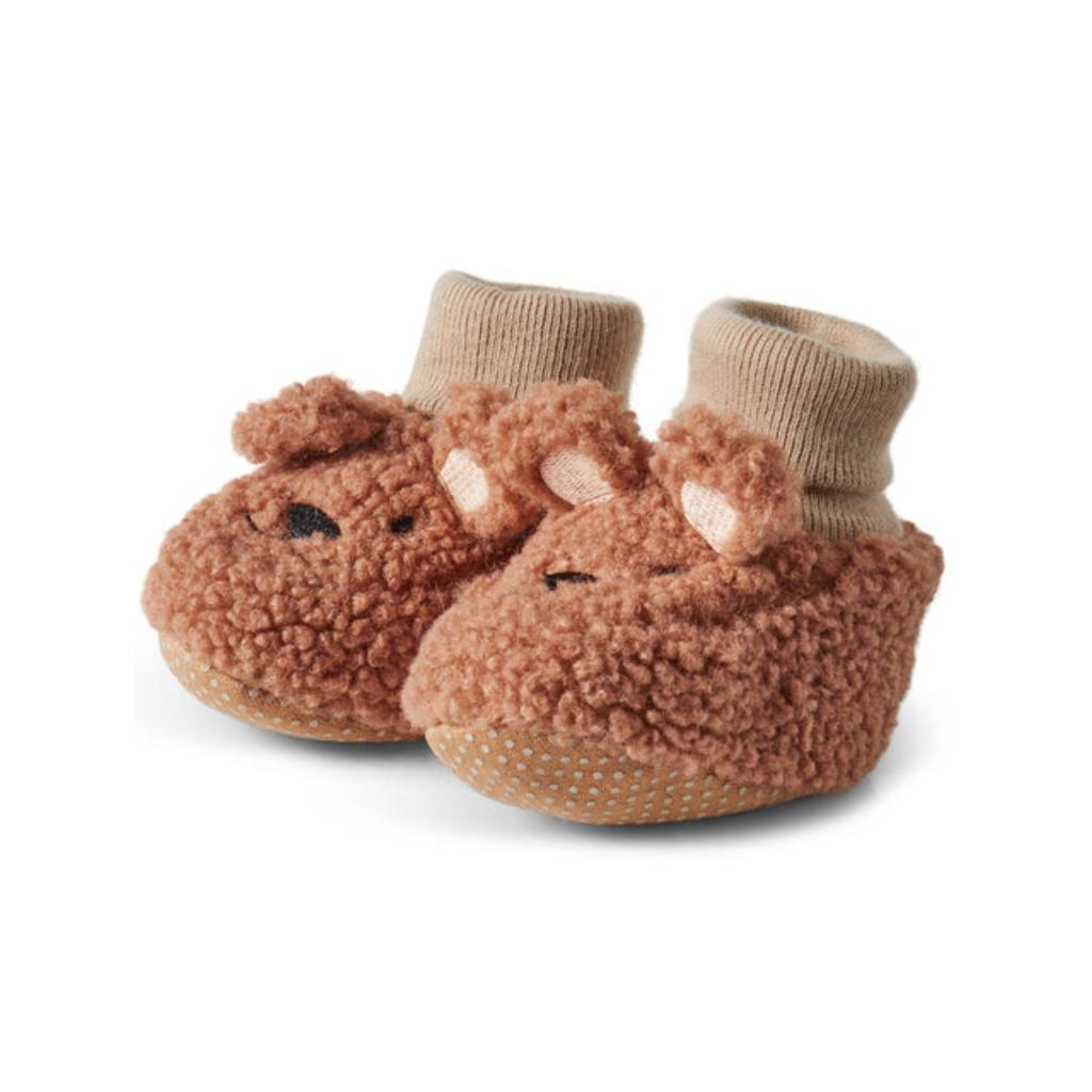 Discover Kip & Co Bear Baby Booties at Cove! These adorable booties feature a cute sherpa design and a safe grip, perfect for your little one's comfort and safety.