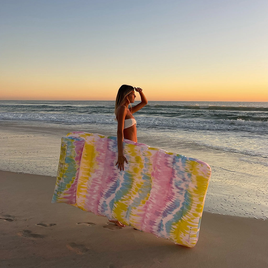 SunnyLife | Lilo Lounger Tie Dye Sorbet