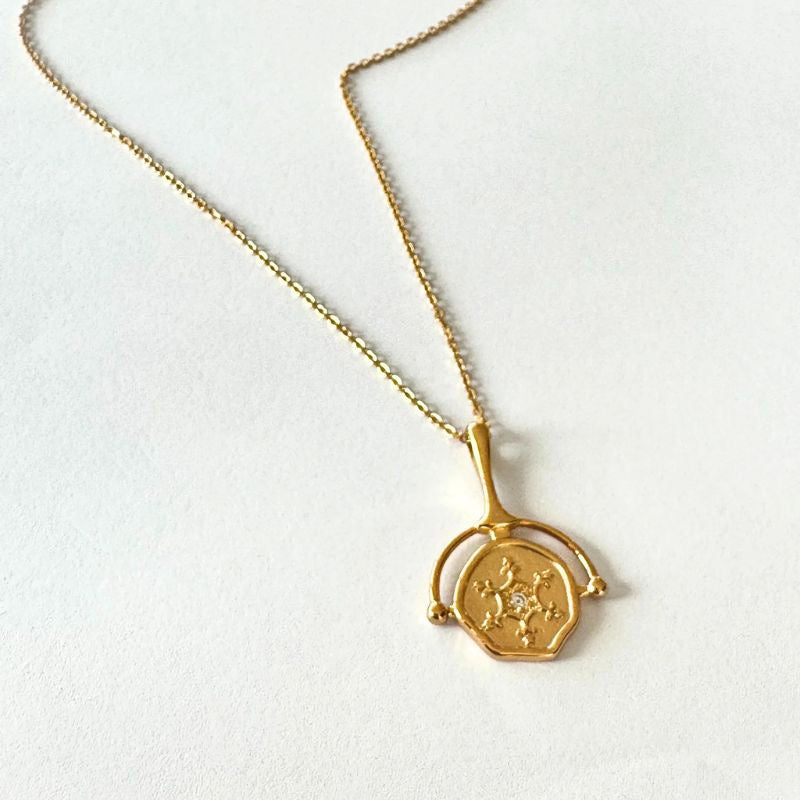Lindi Kingi | Golden Love Necklace - Gold