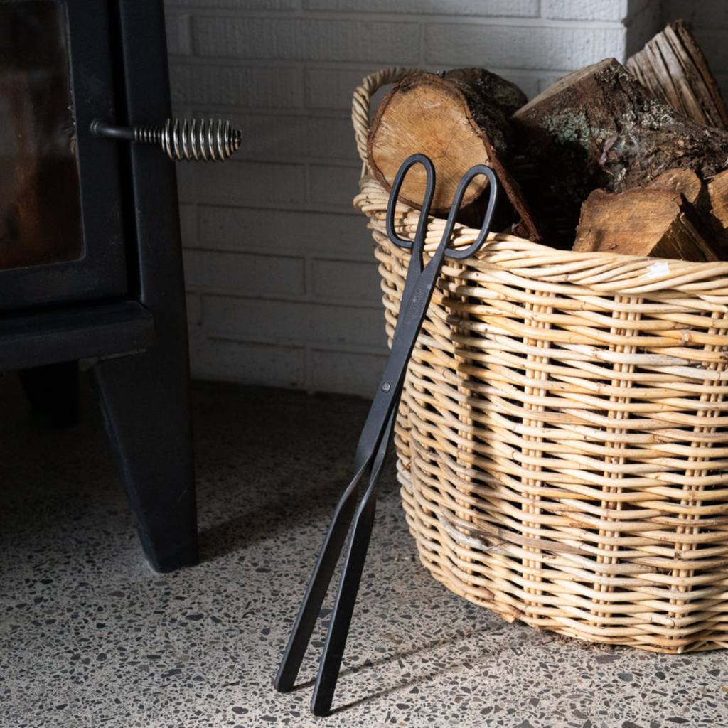 Pallarès Tongs for firewood | Hand Forged | 480mm