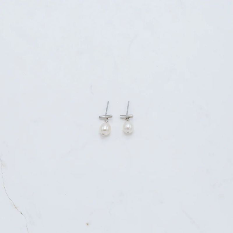 SOPHIE | Drop Pearl Studs Small - Silver