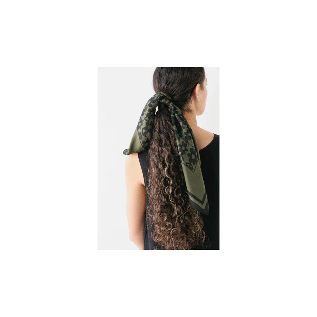 SOPHIE | Hey Daisy Silk Scarf - Olive