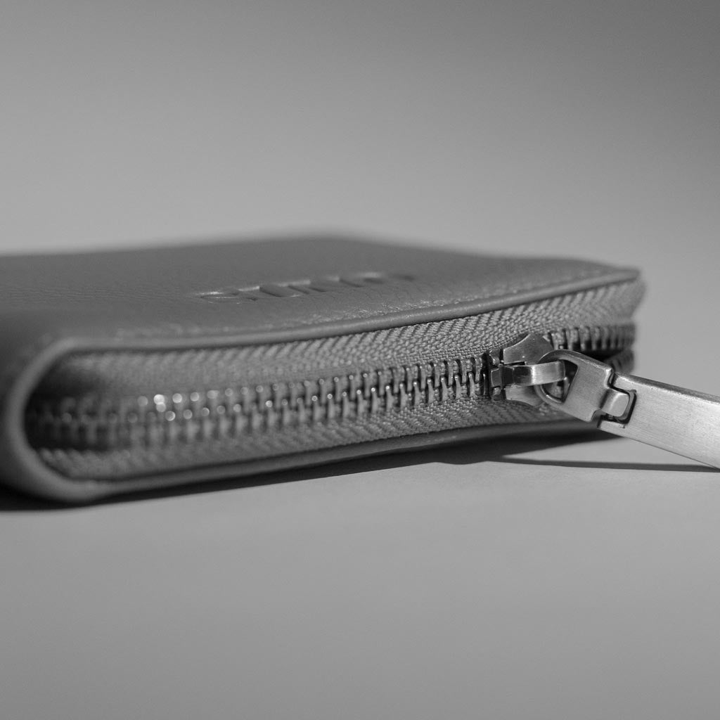 SUNO | Kor Wallet - Ink Black