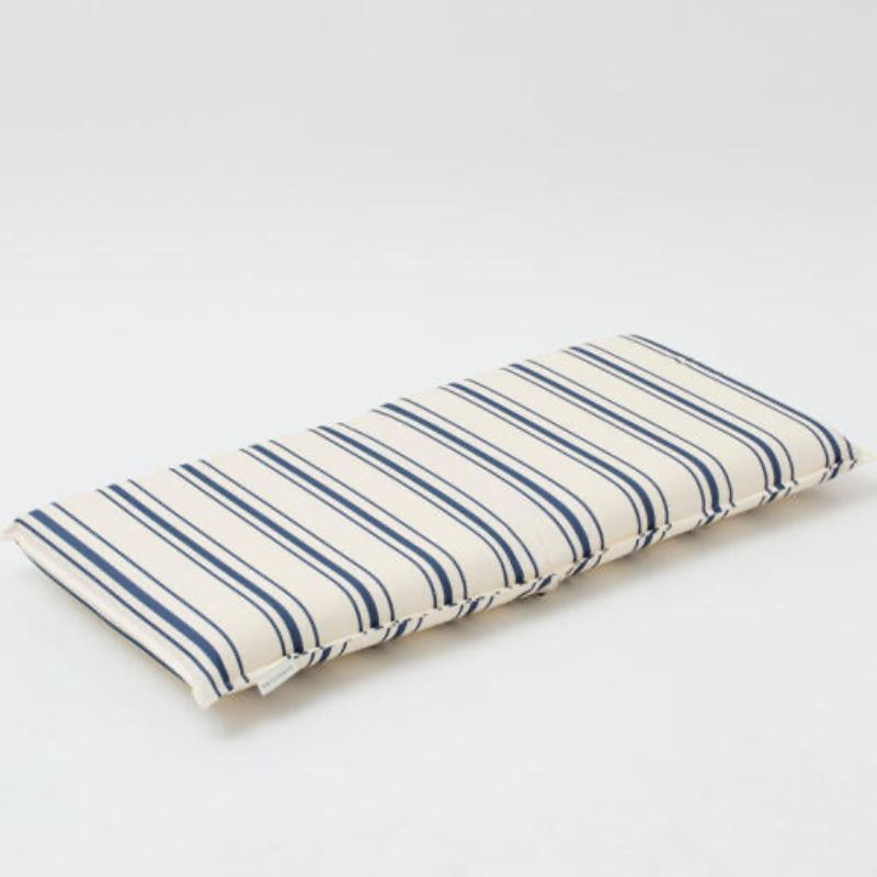 SunnyLife | The Resort Lean Back Beach Chair Coastal Blue