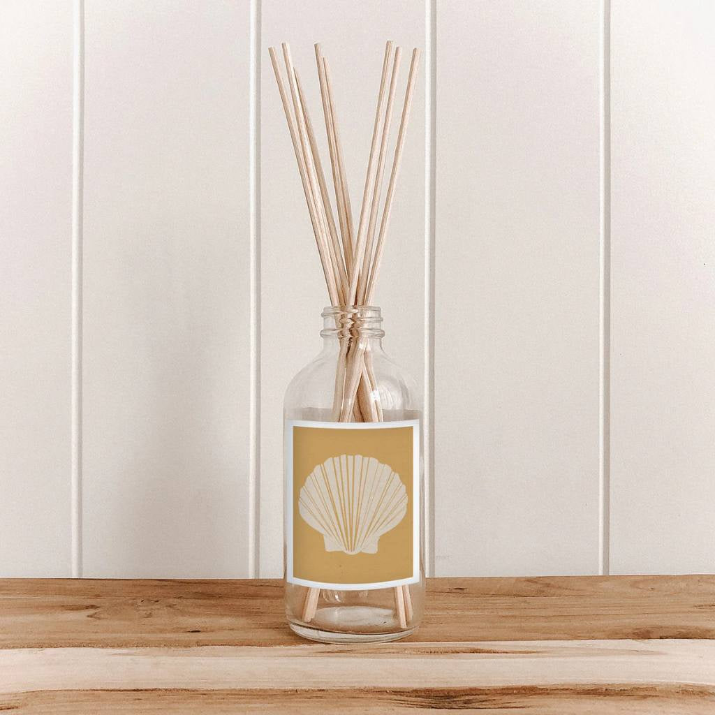 The Commonfolk Collective Room Diffuser - Fan Shell Mustard - HUDSON VALLEY