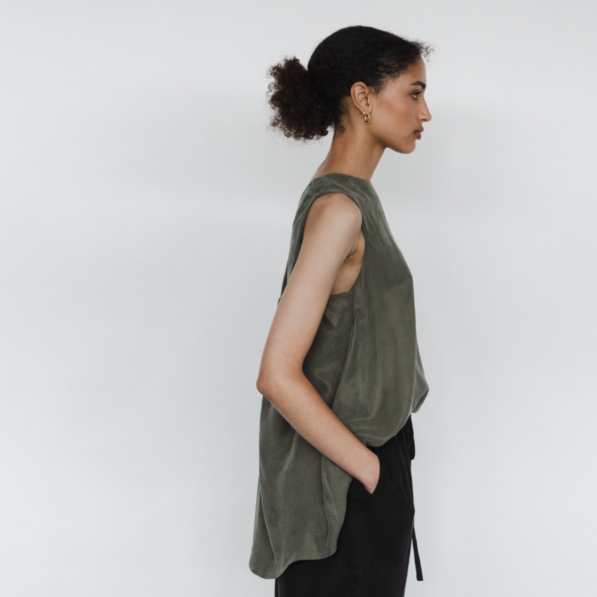 SOPHIE | Twist Top - Moss