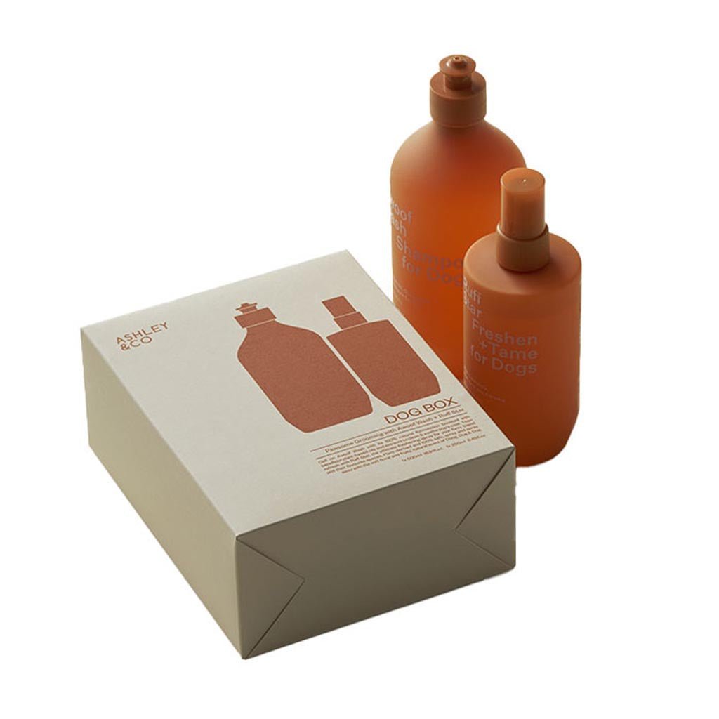 Ashley & Co | Dog Box - Awoof Wash + Ruff Star - Cove. Beach Essentials