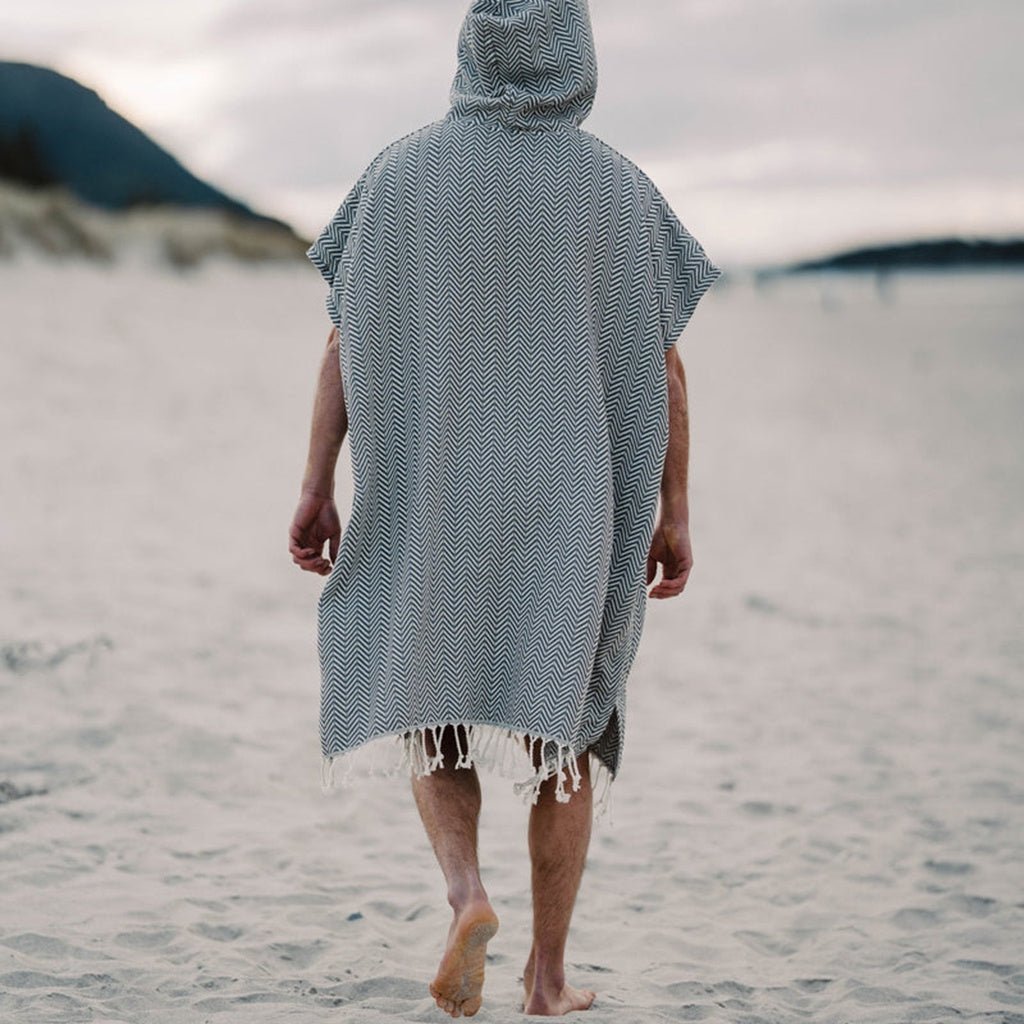 Cala Beach Essentials | Adults Poncho Dark - Grey - Cove. Beach Essentials
