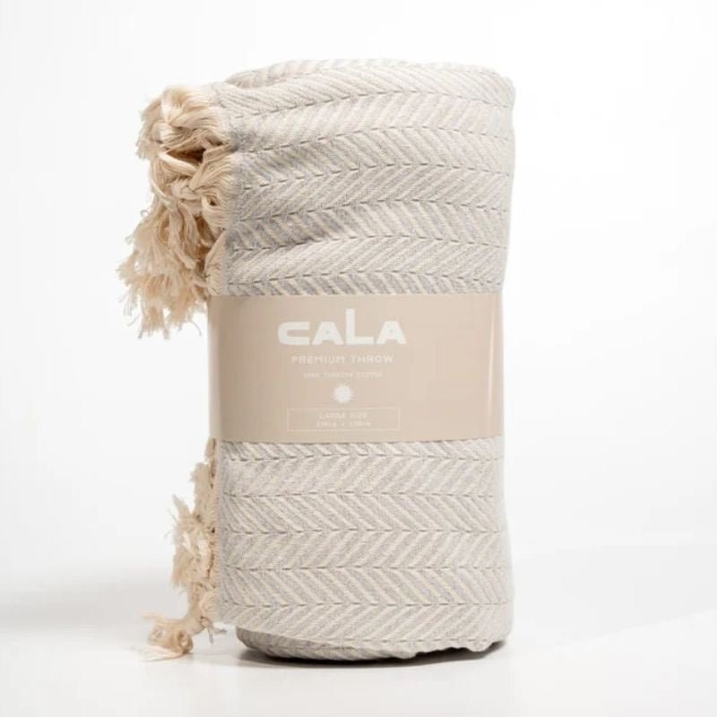 Cala Beach Essentials | Ruapuke Large Size Premium Throw Light - Grey - Cove. Beach Essentials