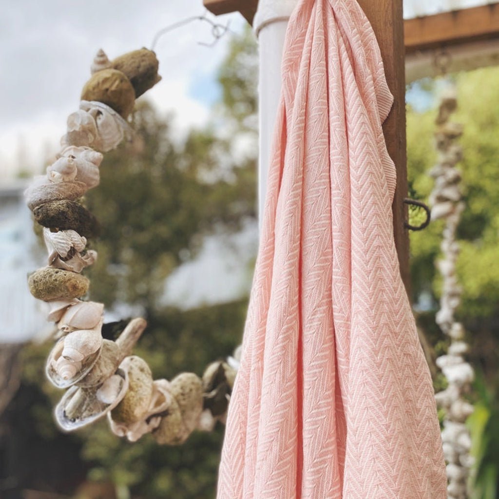 Cala Beach Essentials | Single Size Baby - Pink - Cove. Beach Essentials