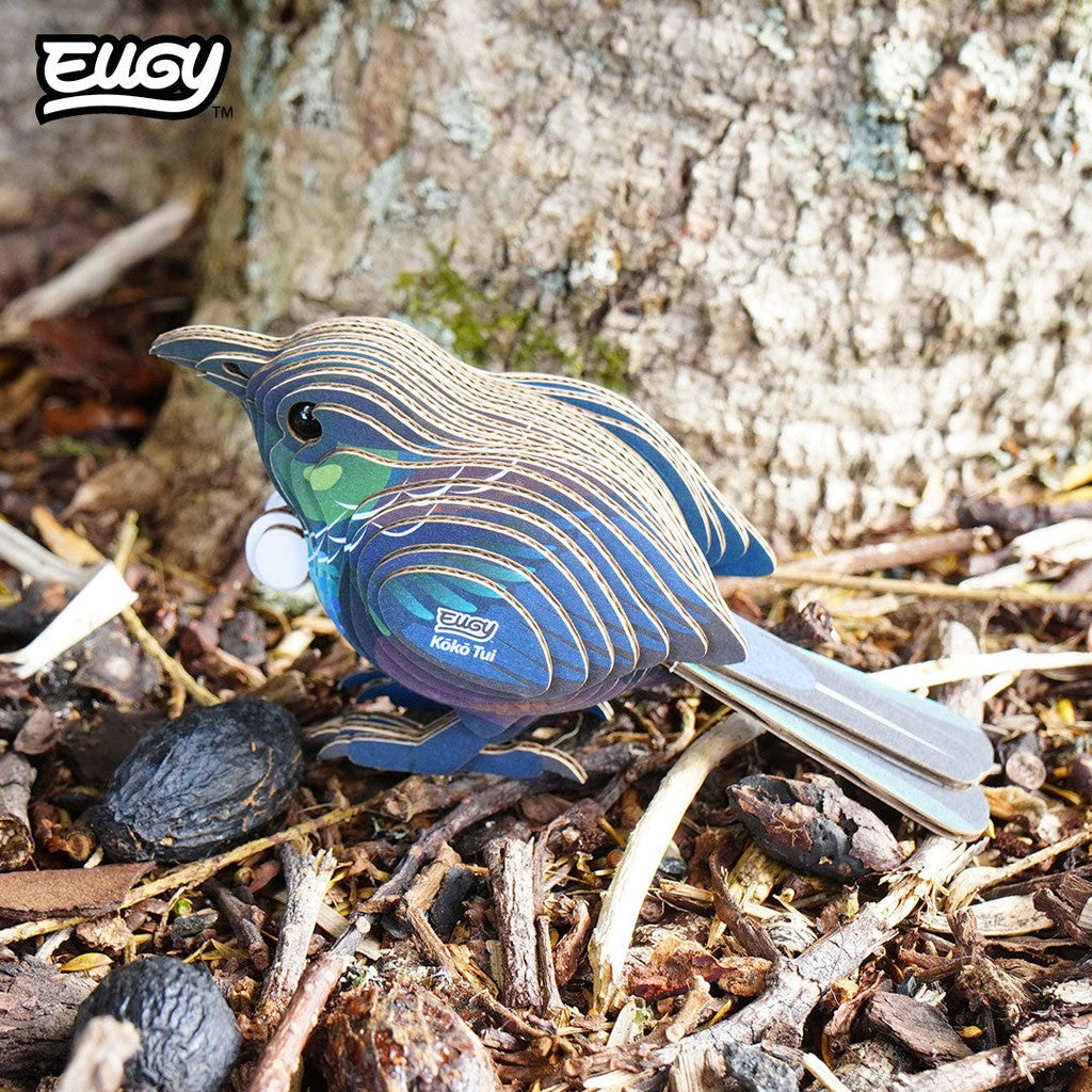 EUGY Kōkō Tūī 3D puzzle outdoors