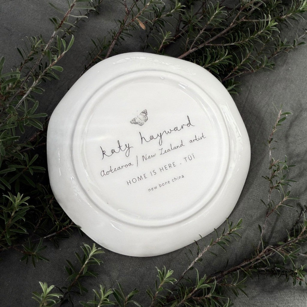 Underside of the Katy Hayward tūī trinket dish