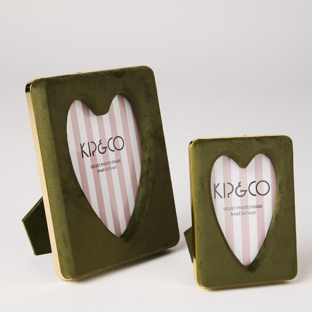 Kip & Co | Campsite Heart Velvet Photo Frame 4 x 6 - Cove. Beach Essentials