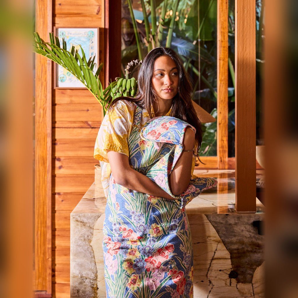 Kip & Co x Anna Spiro Gladiolus Double Oven Mitt - Cove. Beach Essentials