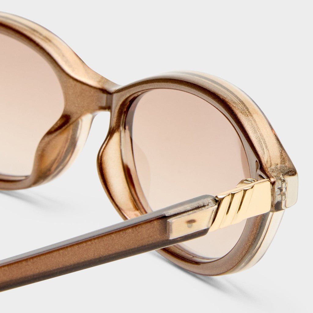 Le Specs | Duskfall - Pearl Chocolate - Cove. Beach Essentials