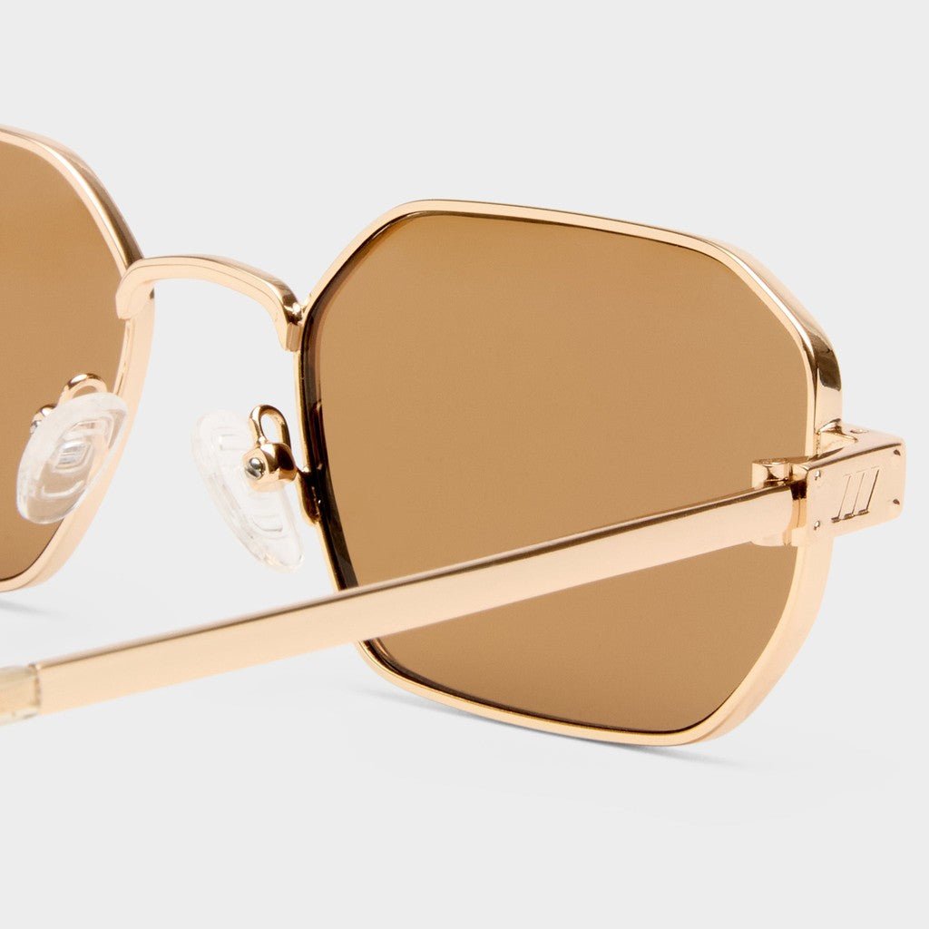 Le Specs | Mythic - Gold - Cove. Beach Essentials
