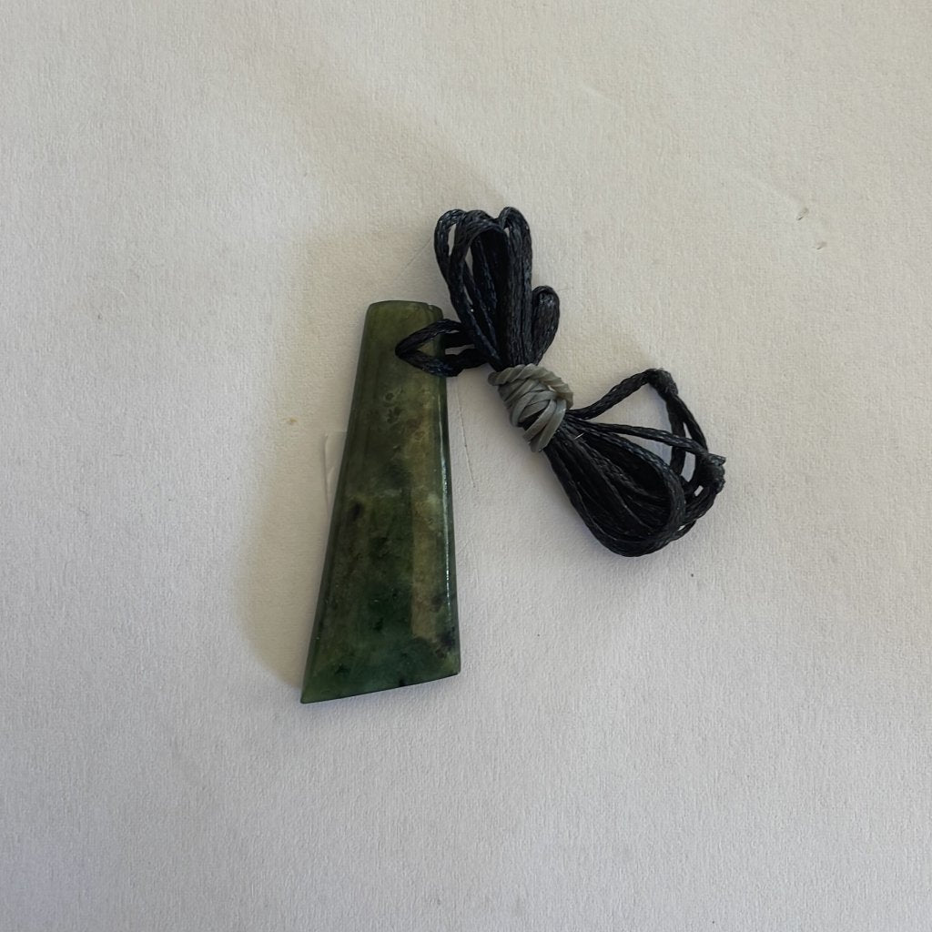 NZ Greenstone Pounamu | Dale Borland Toki Necklace 35mm - Cove. Beach Essentials