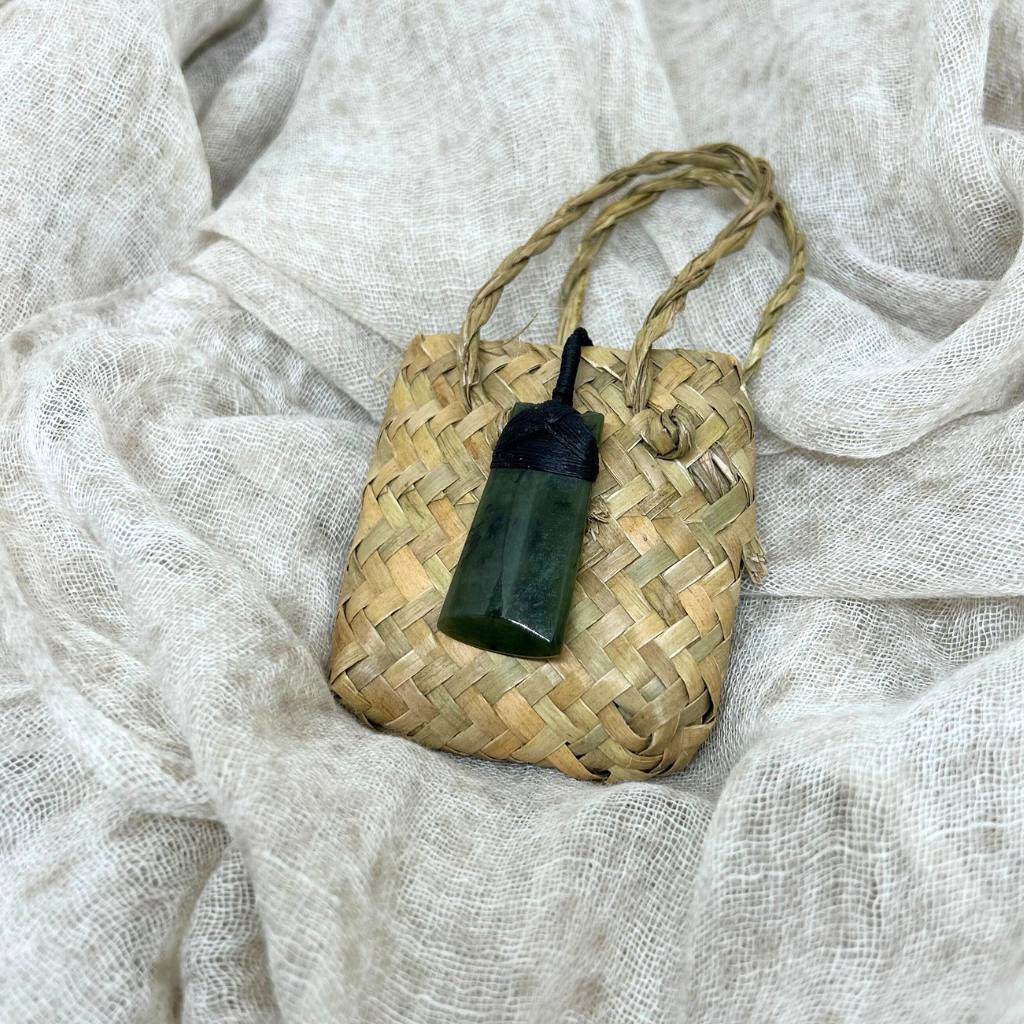NZ Greenstone Pounamu | Dale Borland Toki Necklace 40mm - Cove. Beach Essentials