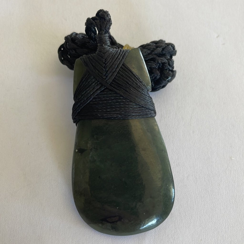 NZ Greenstone Pounamu | Dale Borland Toki Round Necklace 55mm - Cove. Beach Essentials