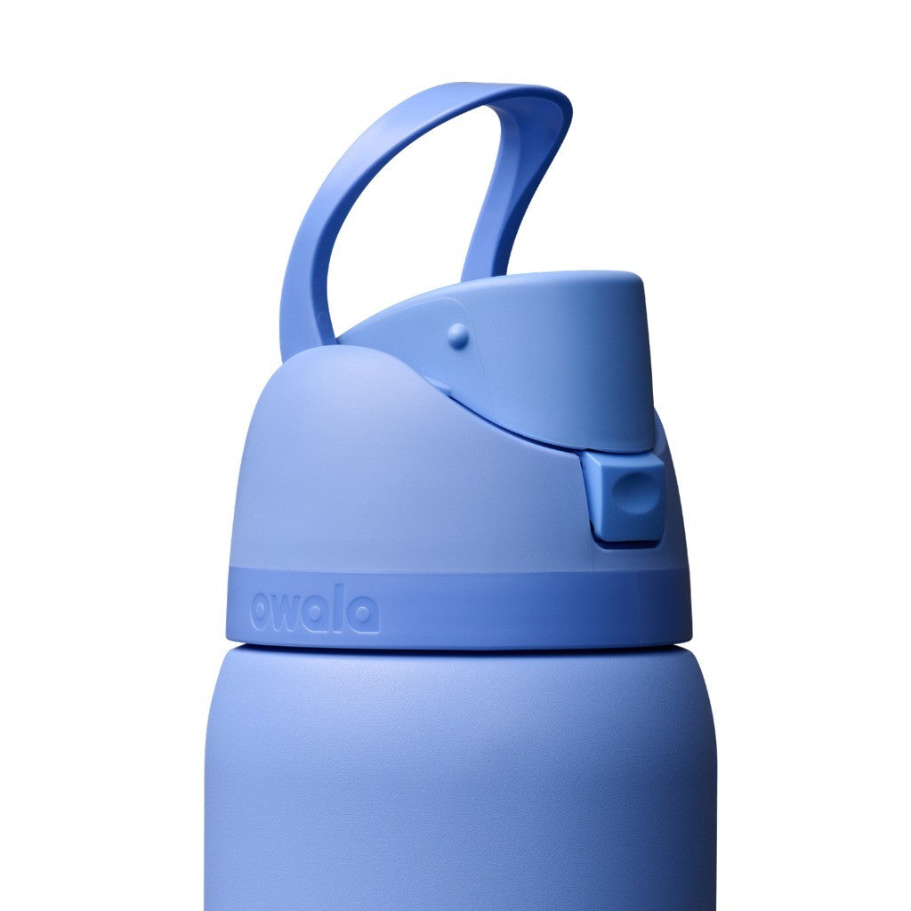 Owala FreeSip Water Bottle 945ml Out Of The Blue with the carry loop up