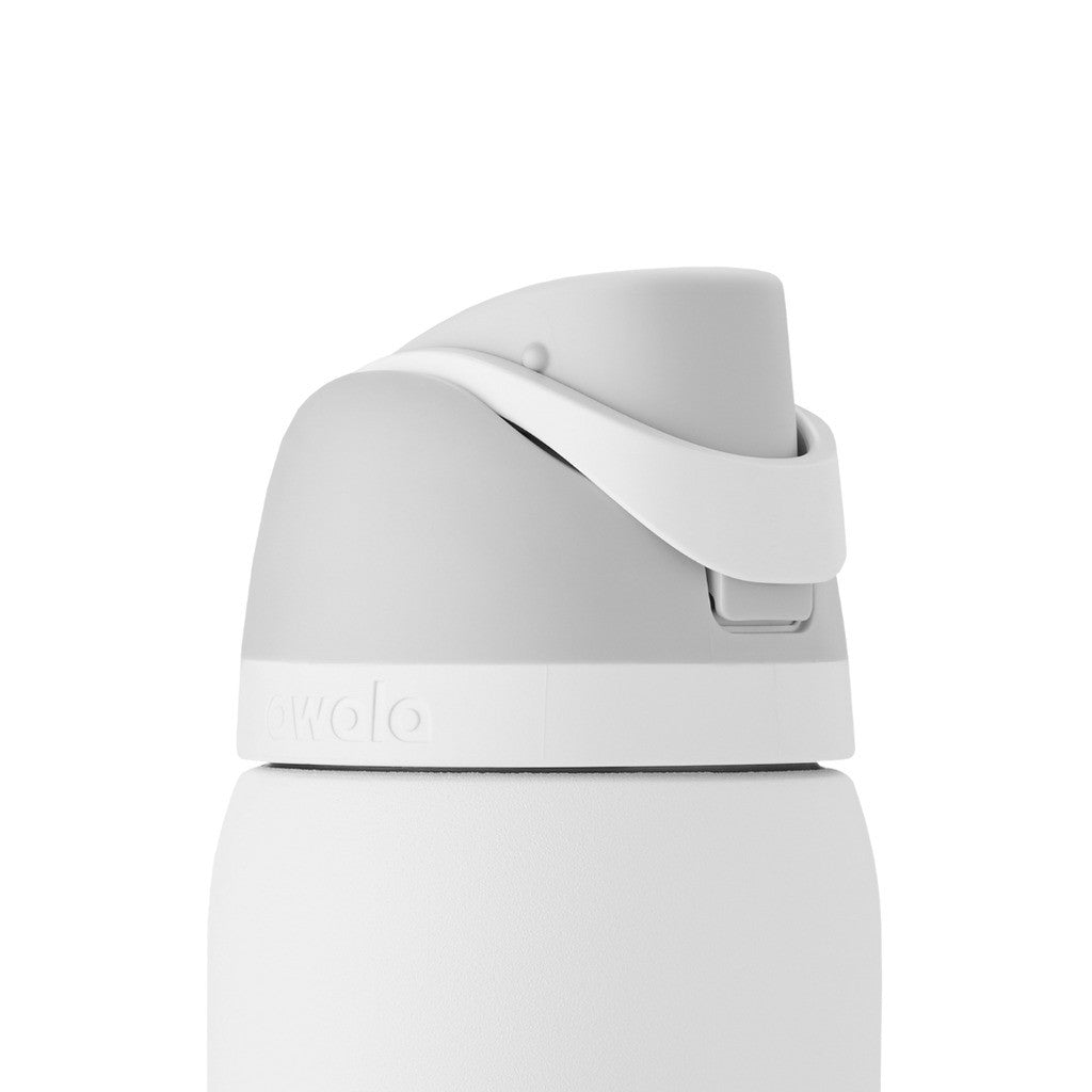 Owala FreeSip Water Bottle 945ml Shy Marshmallow lid closed, close-up