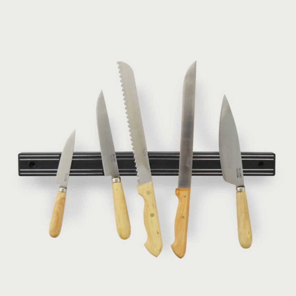 Pallarès Magnetic Rack 46cm Black - Cove. Beach Essentials