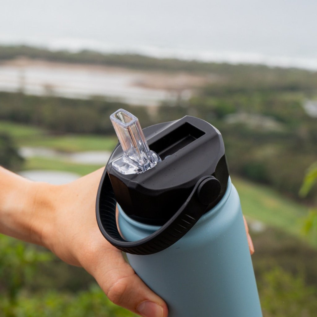 PARGO | 950ml Sports Bottle - BAY BLUE - Cove. Beach Essentials