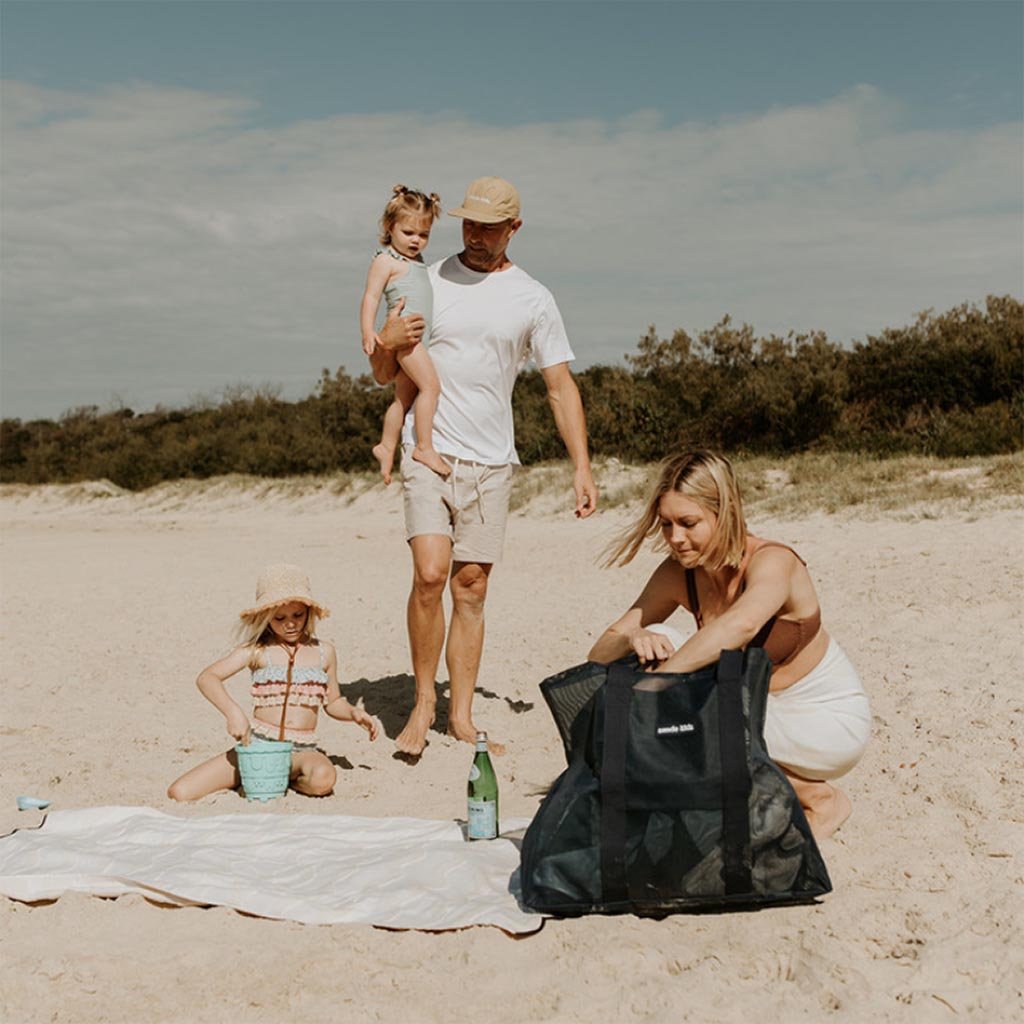 SANDE | Beach Hauler Mesh Beach Bag - Deep Sea - Cove. Beach Essentials