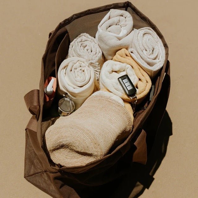 SANDE | Beach Hauler Mesh Beach Bag - Espresso - Cove. Beach Essentials