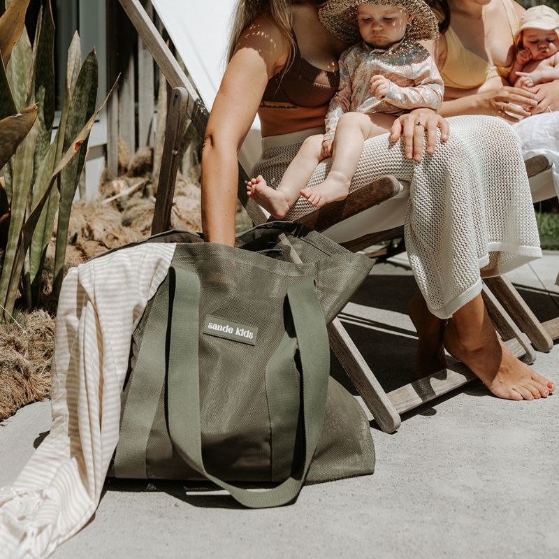 SANDE | Beach Hauler Mesh Beach Bag - Pandanus - Cove. Beach Essentials