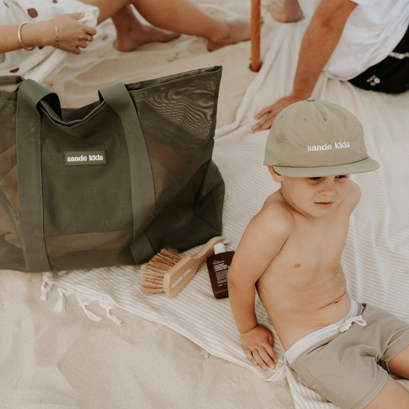 SANDE | Beach Hauler Mesh Beach Bag - Pandanus - Cove. Beach Essentials
