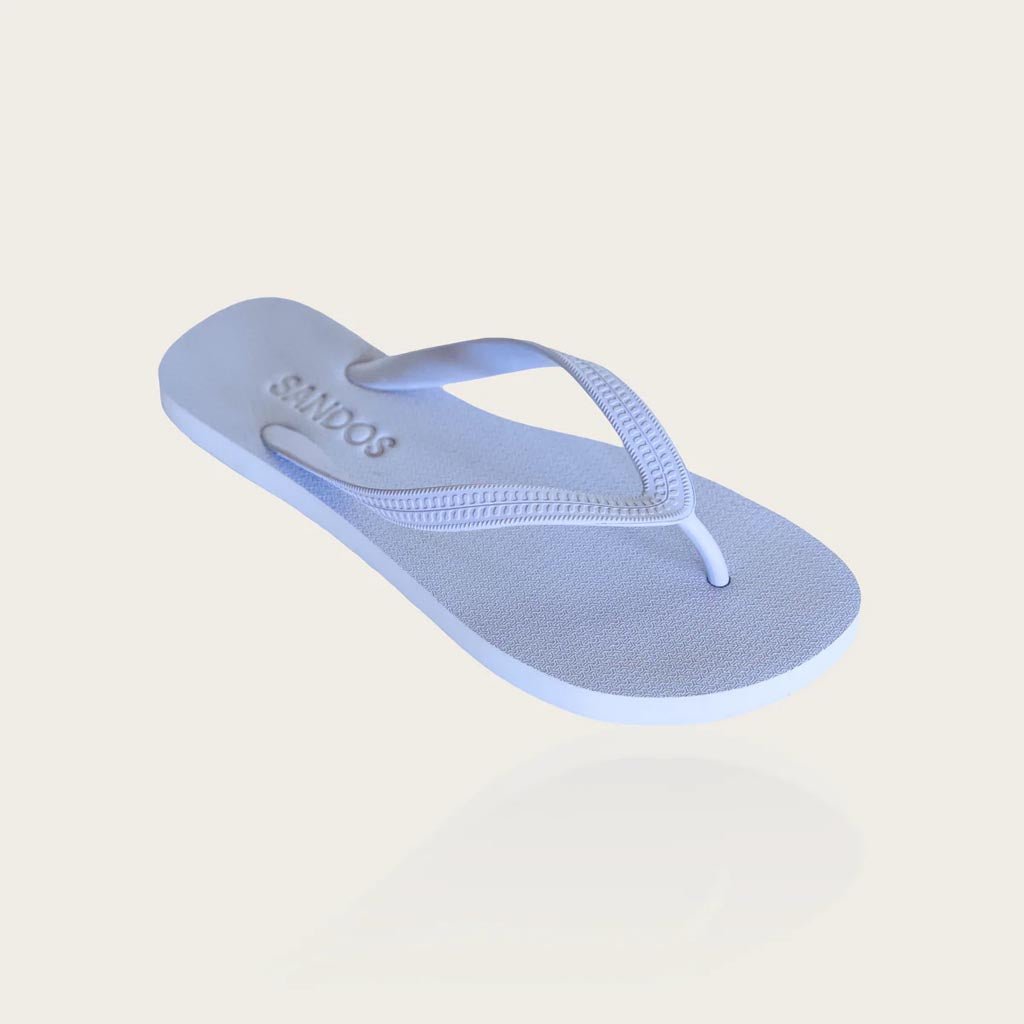 Sandos | Original Cornflower - Cove. Beach Essentials
