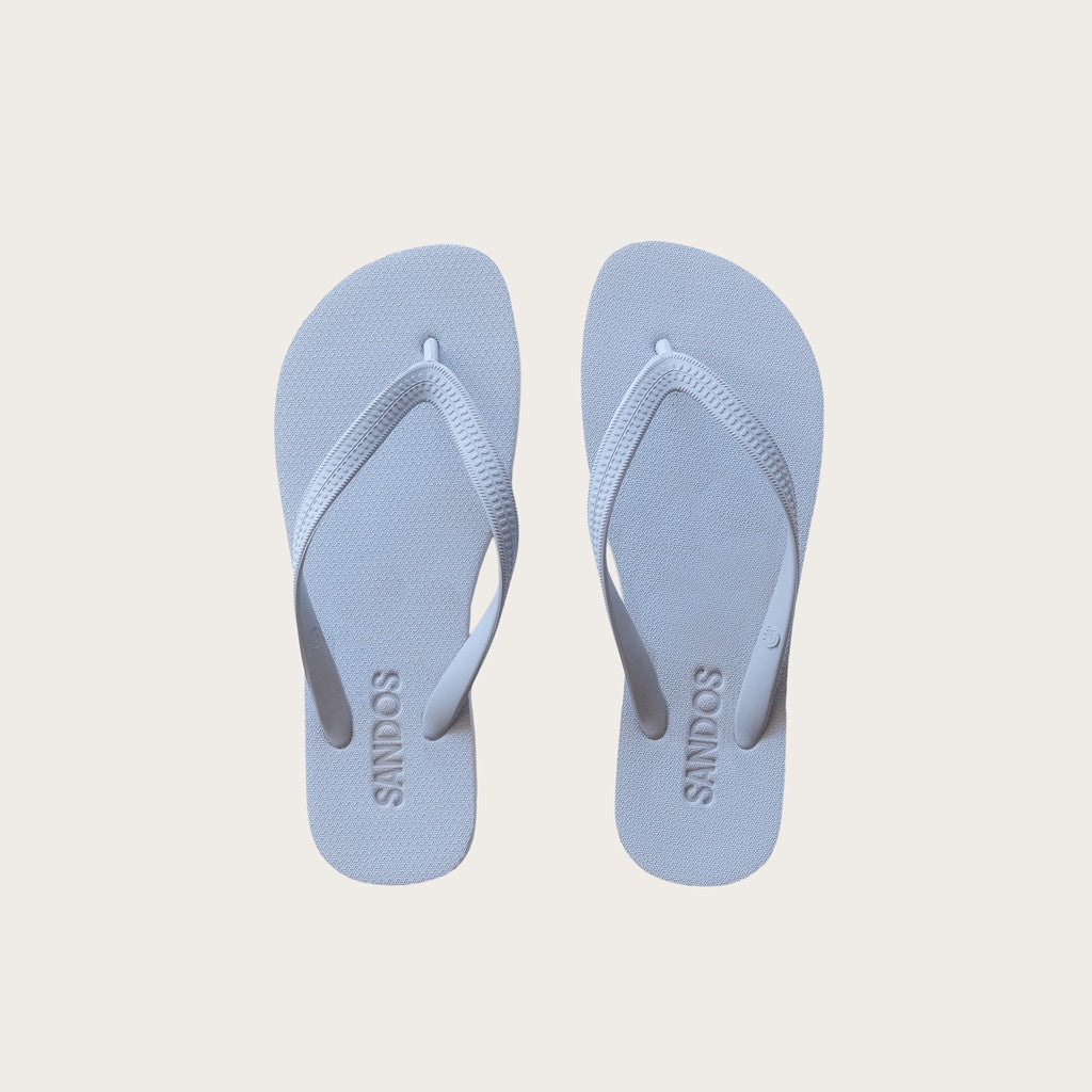 Sandos | Original Cornflower - Cove. Beach Essentials