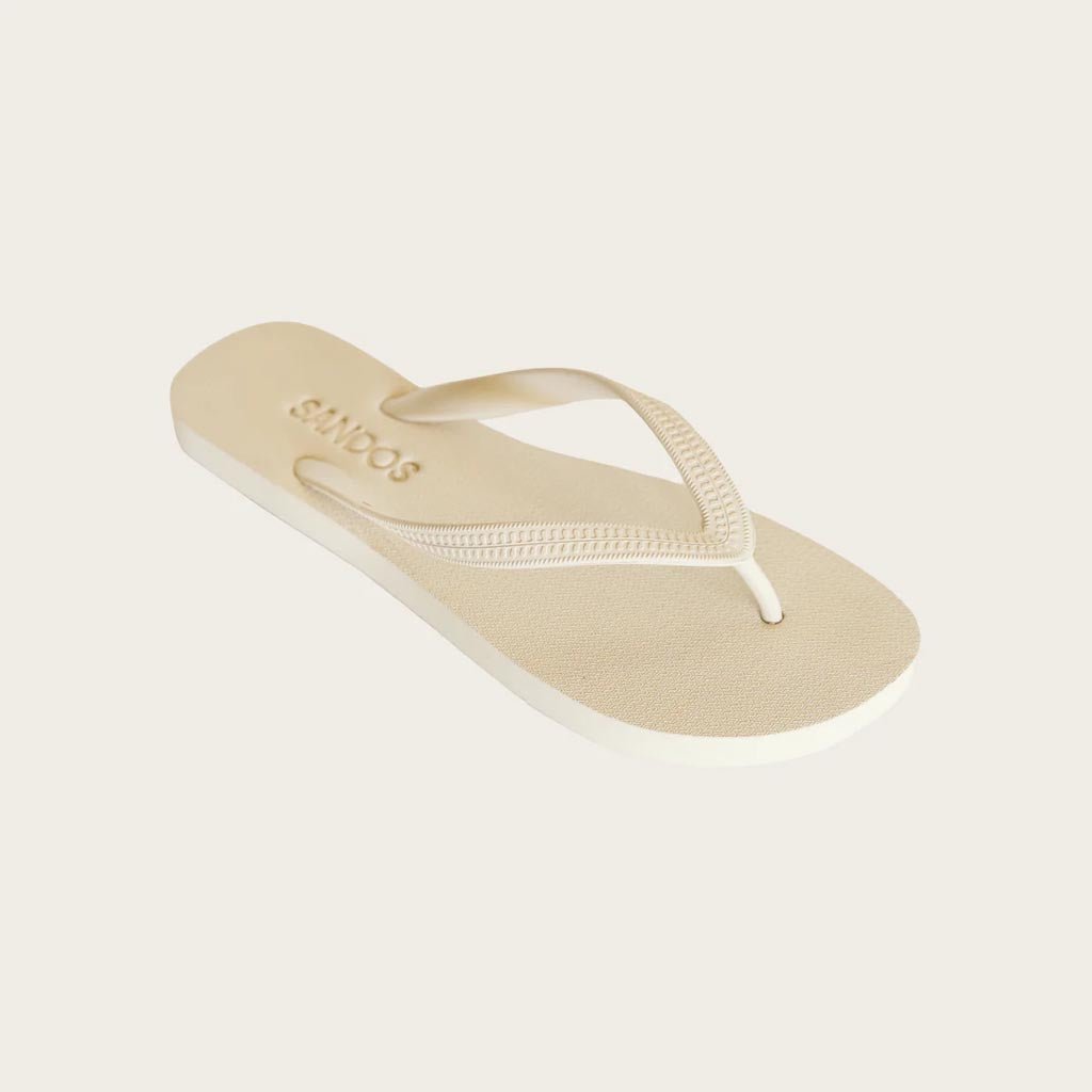 Sandos | Original Oat - Cove. Beach Essentials