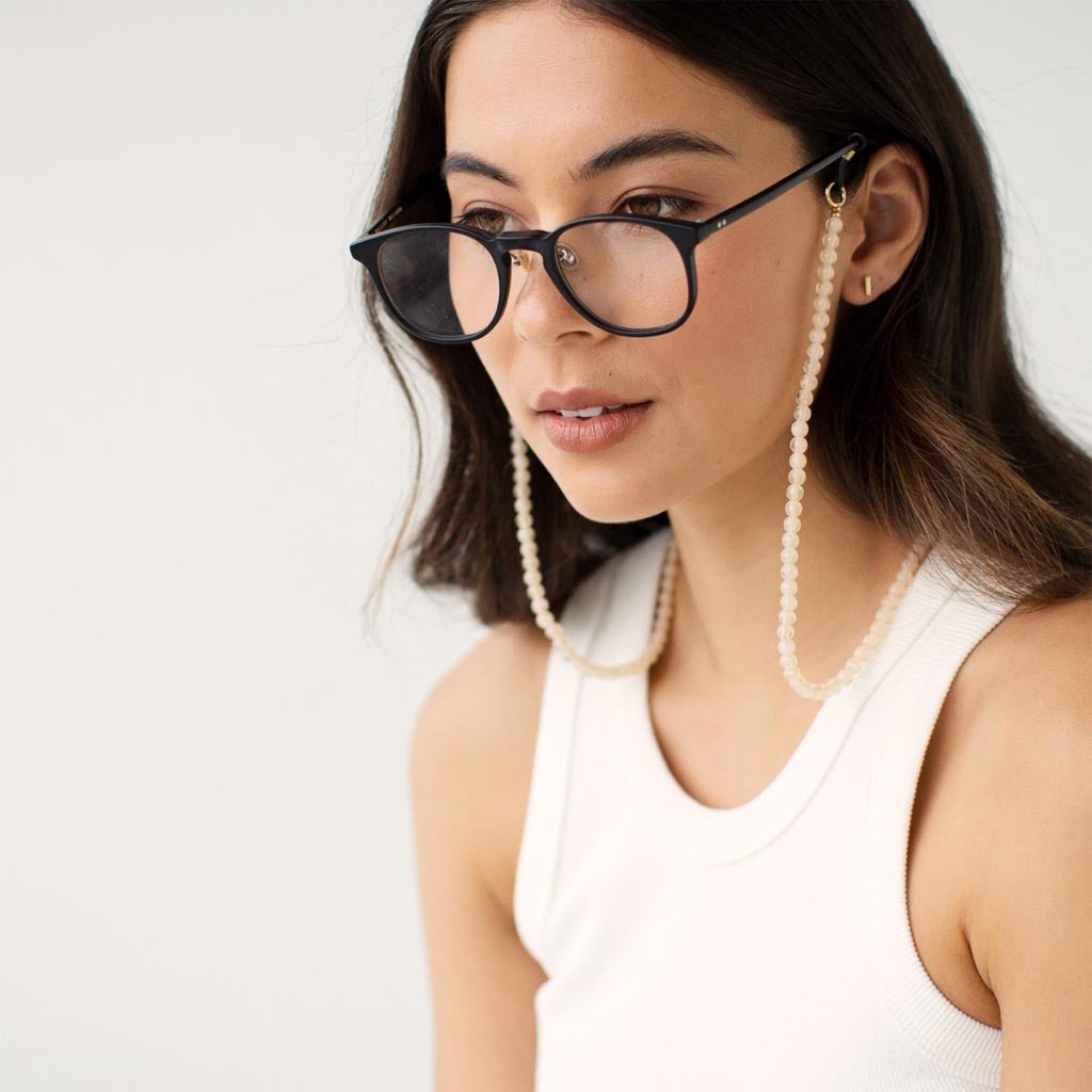 SOPHIE | Everyday Eyewear Chain Ivory Beads - Cove. Beach Essentials