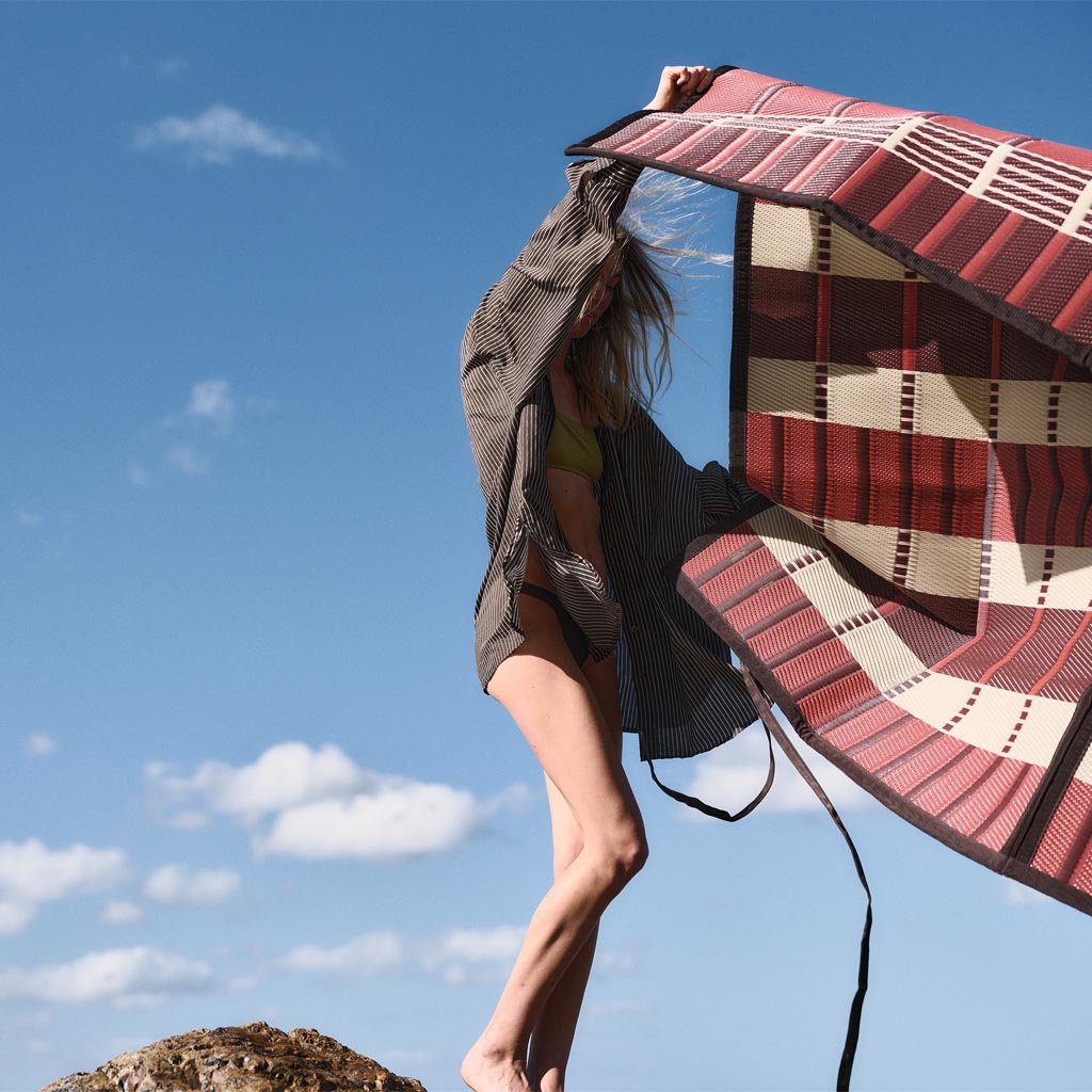 SUNNUP | Outdoor Mat - EMBER - Cove. Beach Essentials
