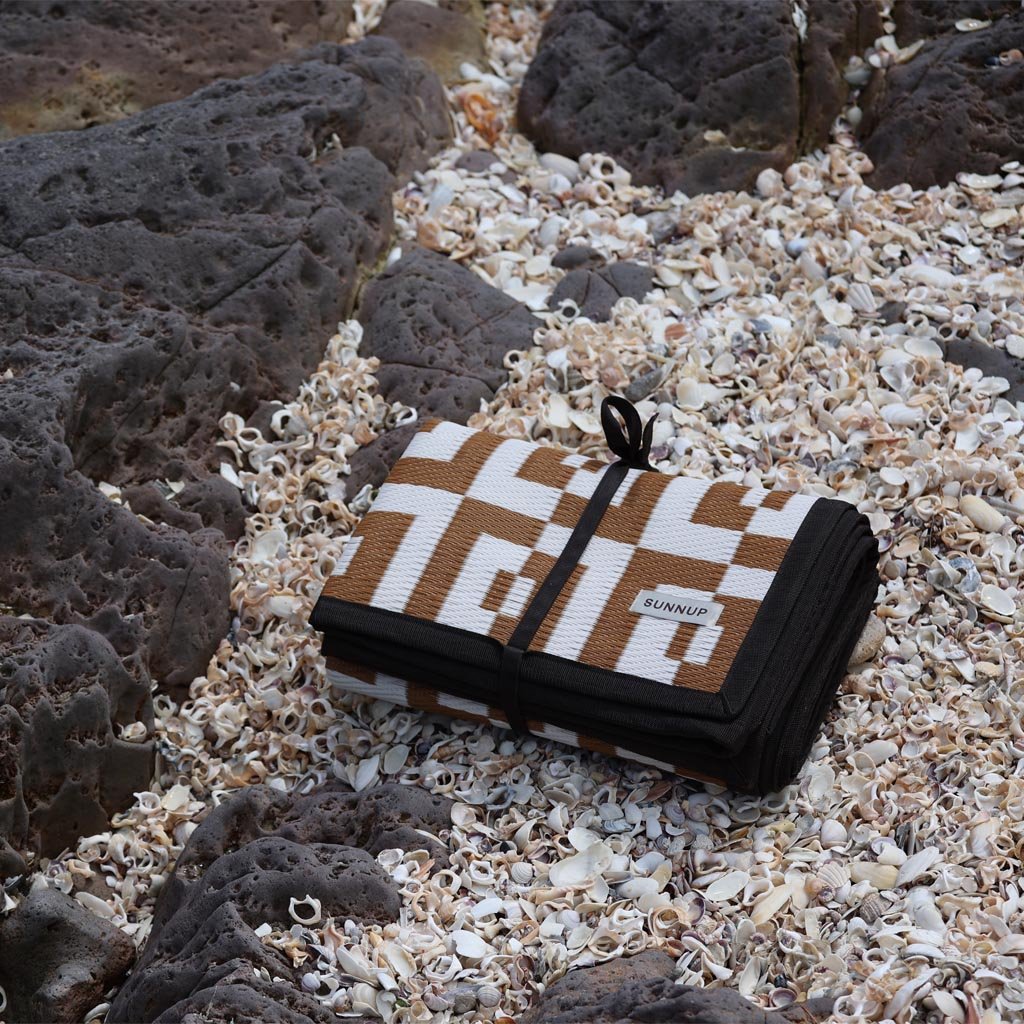 SUNNUP | Outdoor Mat - WANDER - Cove. Beach Essentials