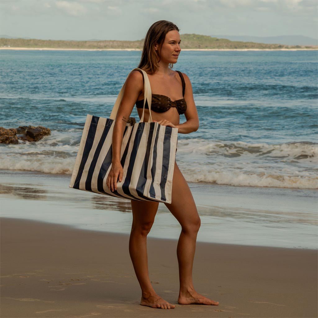 Sunnylife | Carryall Beach Bag Marine Stripe - Cove. Beach Essentials
